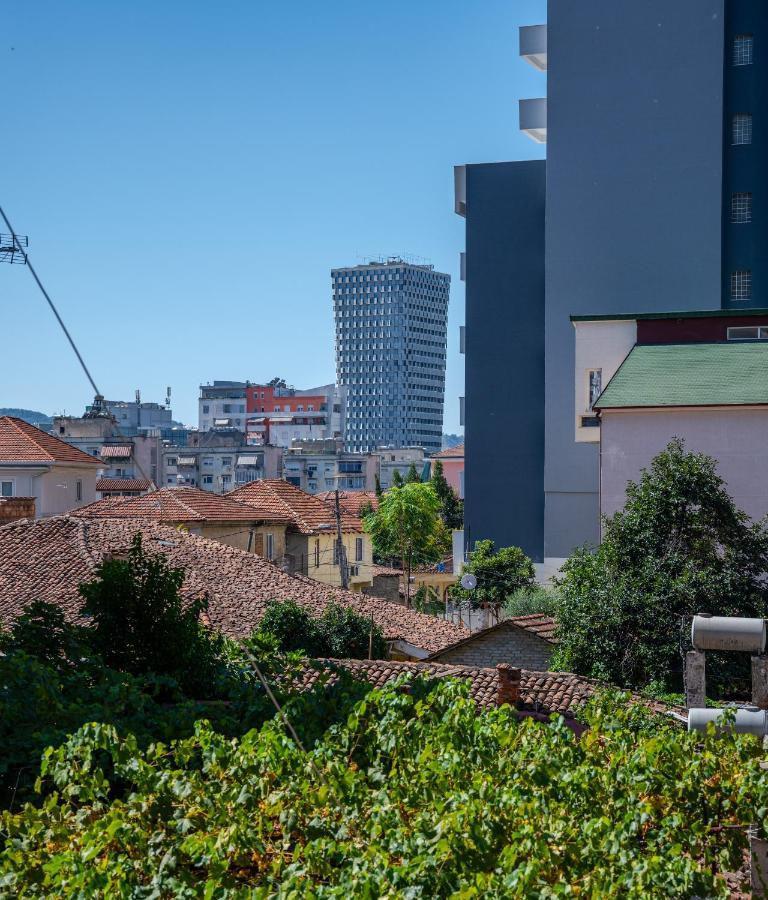 Vibe Studio Apartment Tirana Eksteriør billede